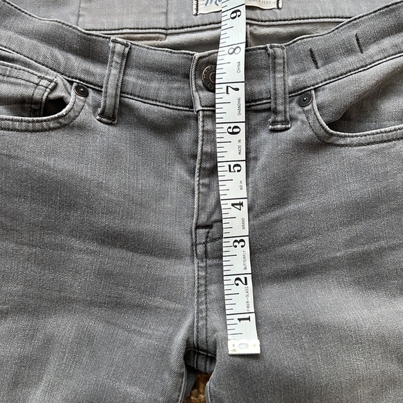Grey Madewell skinny jeans - Picture 2 of 6